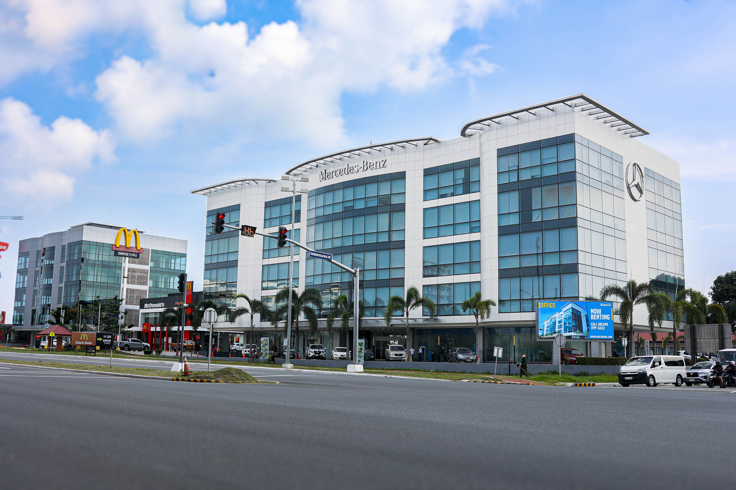 Mercedes-Benz Building